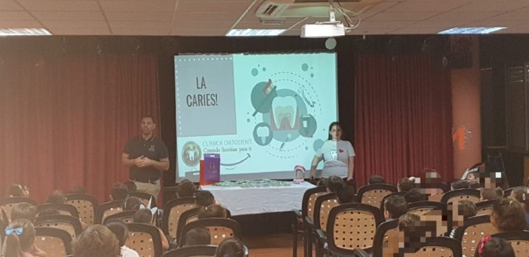 Charla-Salud-Buco-Dental-Colegio-Virgen-de-la-Peña-Mijas-Costa.-2-1-1024x498